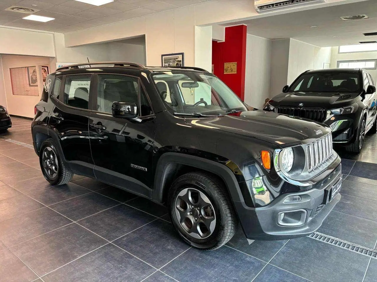 Photo 1 : Jeep Renegade 2015 Diesel