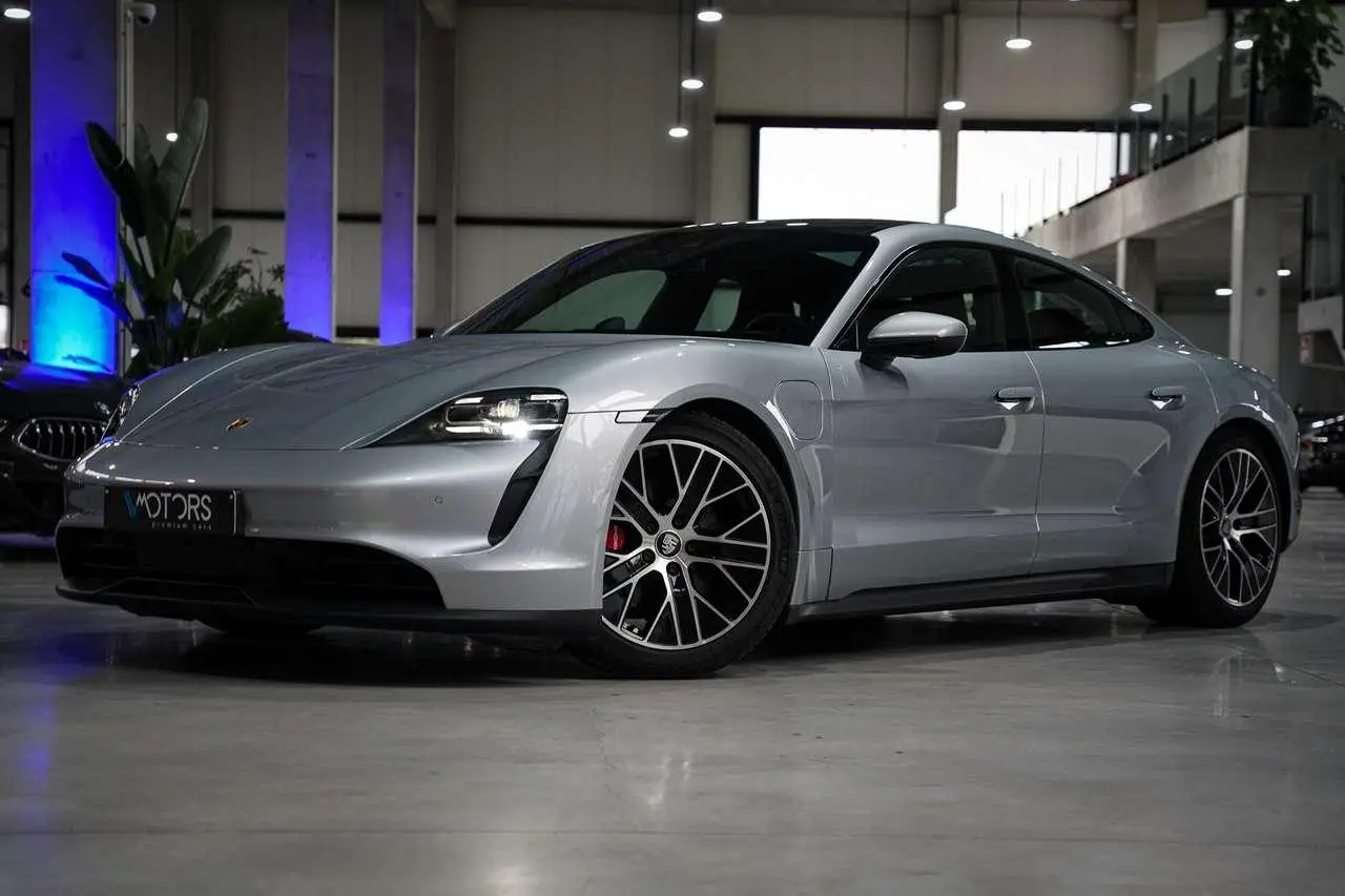 Photo 1 : Porsche Taycan 2020 Electric