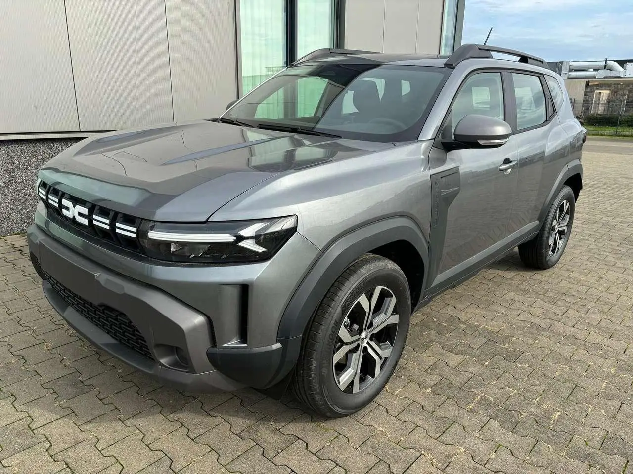 Photo 1 : Dacia Duster 2024 Petrol