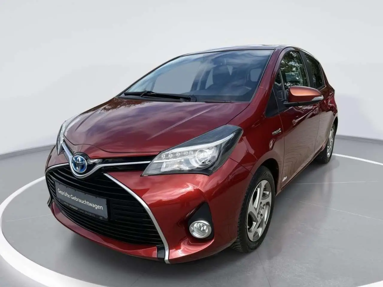 Photo 1 : Toyota Yaris 2014 Hybrid