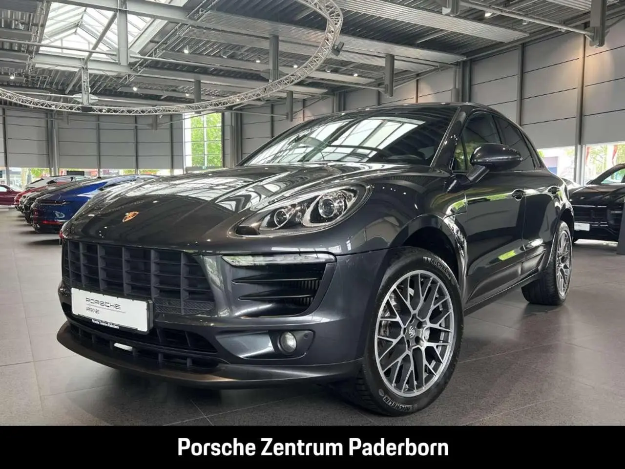 Photo 1 : Porsche Macan 2017 Essence