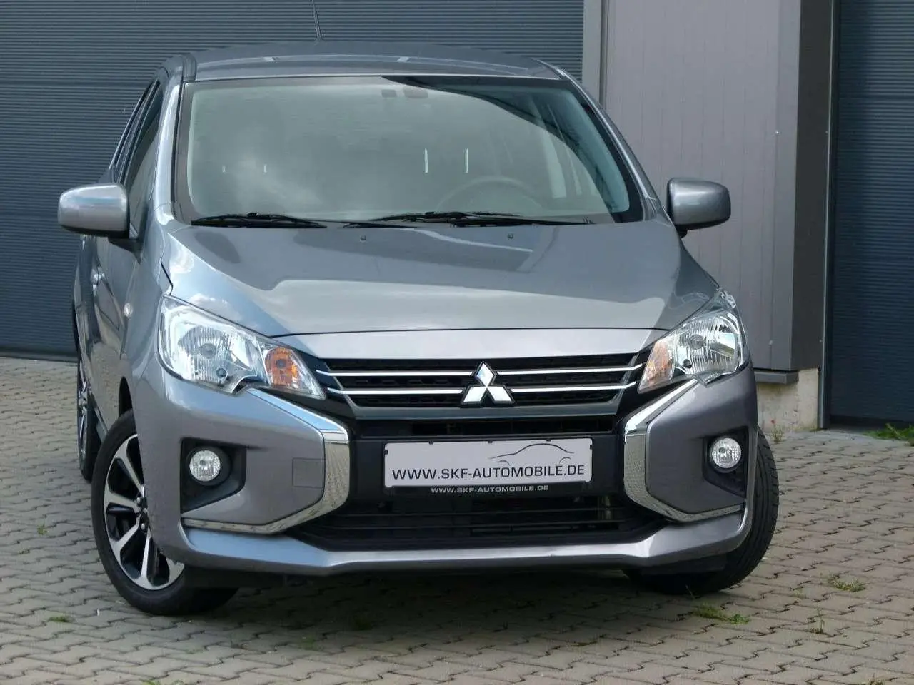 Photo 1 : Mitsubishi Space Star 2020 Petrol