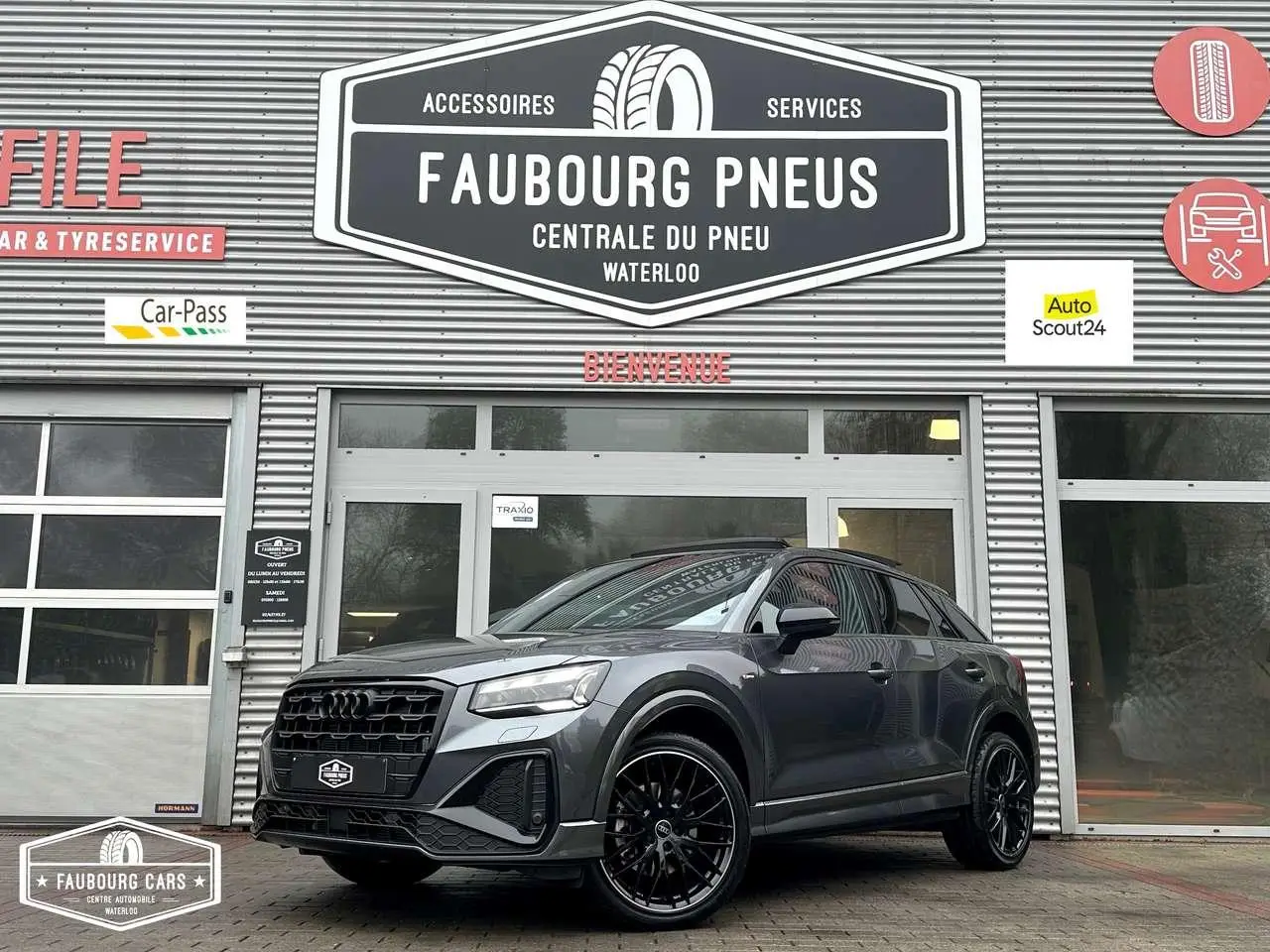 Photo 1 : Audi Q2 2024 Petrol