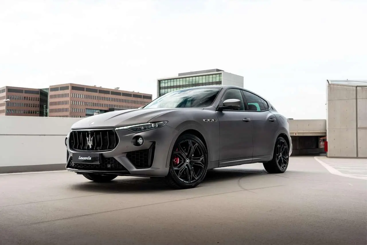 Photo 1 : Maserati Levante 2019 Essence