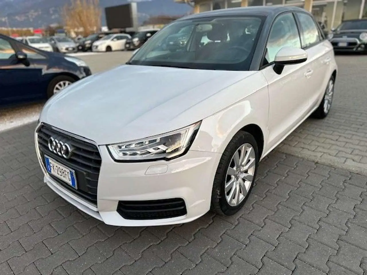 Photo 1 : Audi A1 2017 Diesel