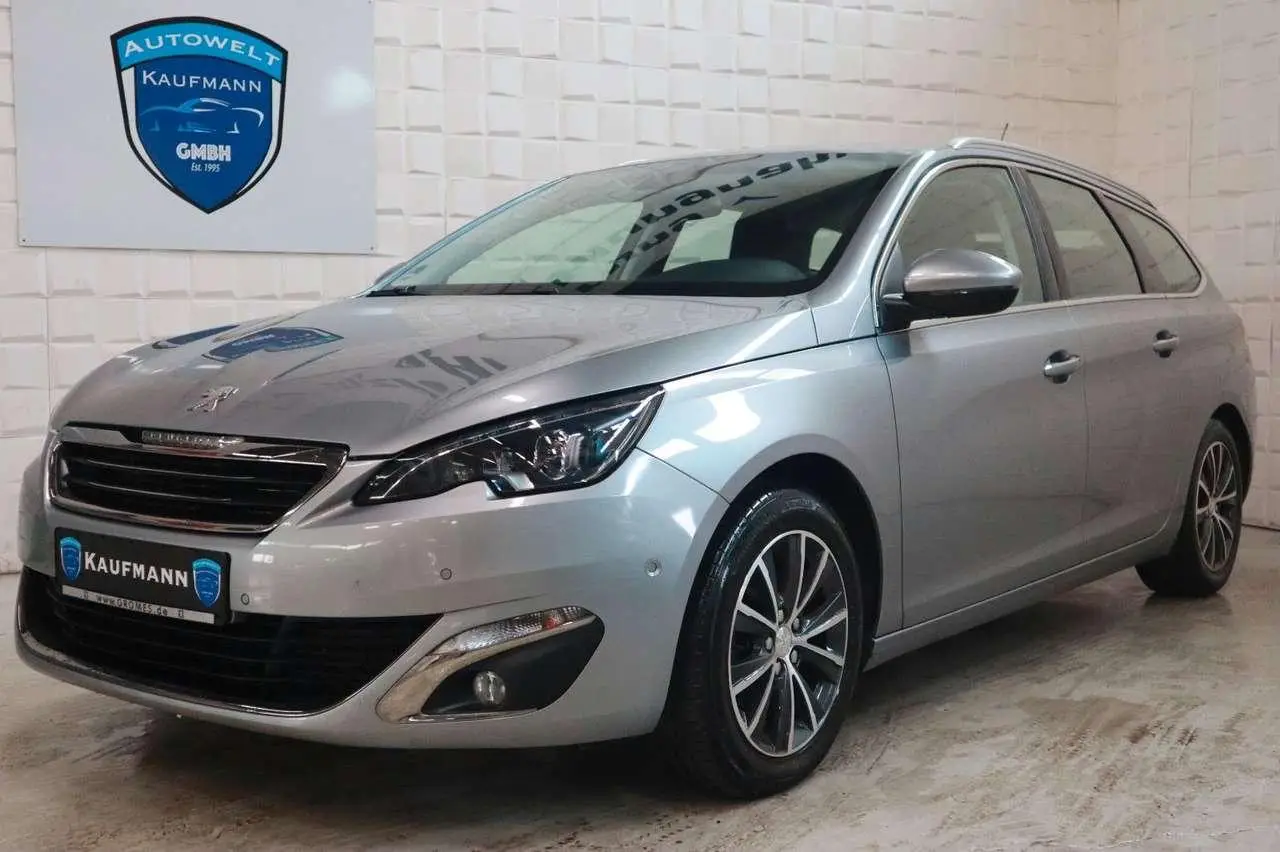 Photo 1 : Peugeot 308 2015 Diesel