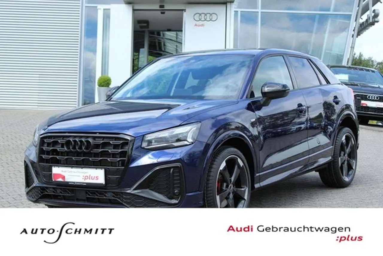 Photo 1 : Audi Q2 2023 Petrol