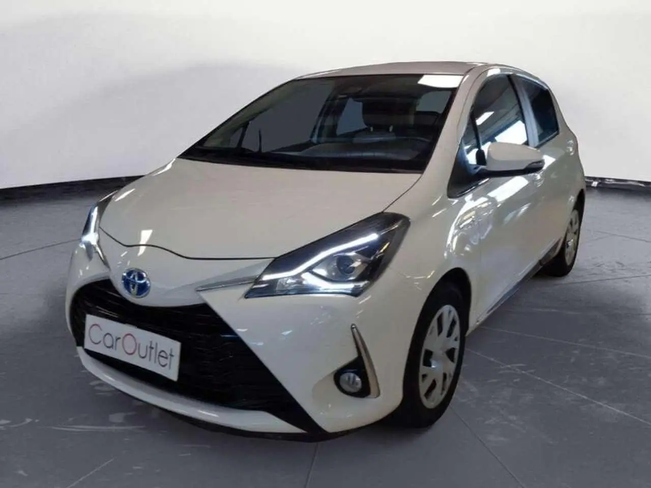 Photo 1 : Toyota Yaris 2018 Hybride