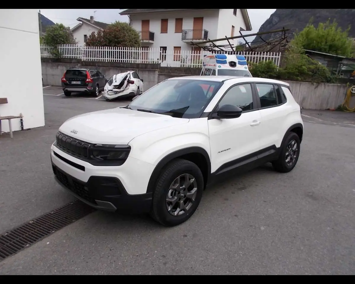 Photo 1 : Jeep Avenger 2023 Petrol