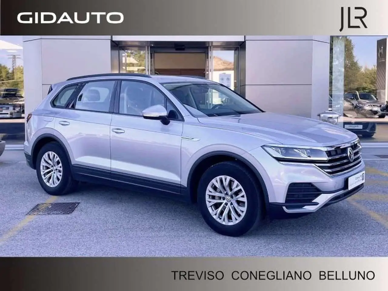 Photo 1 : Volkswagen Touareg 2018 Diesel