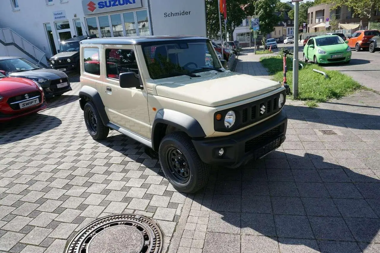 Photo 1 : Suzuki Jimny 2024 Essence