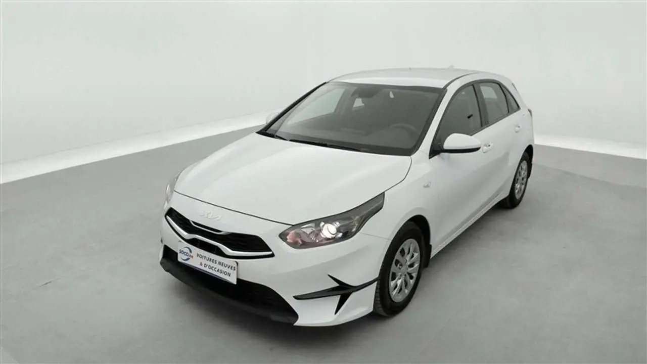 Photo 1 : Kia Ceed 2022 Petrol