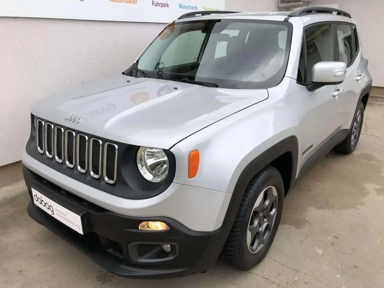 Photo 1 : Jeep Renegade 2016 Petrol