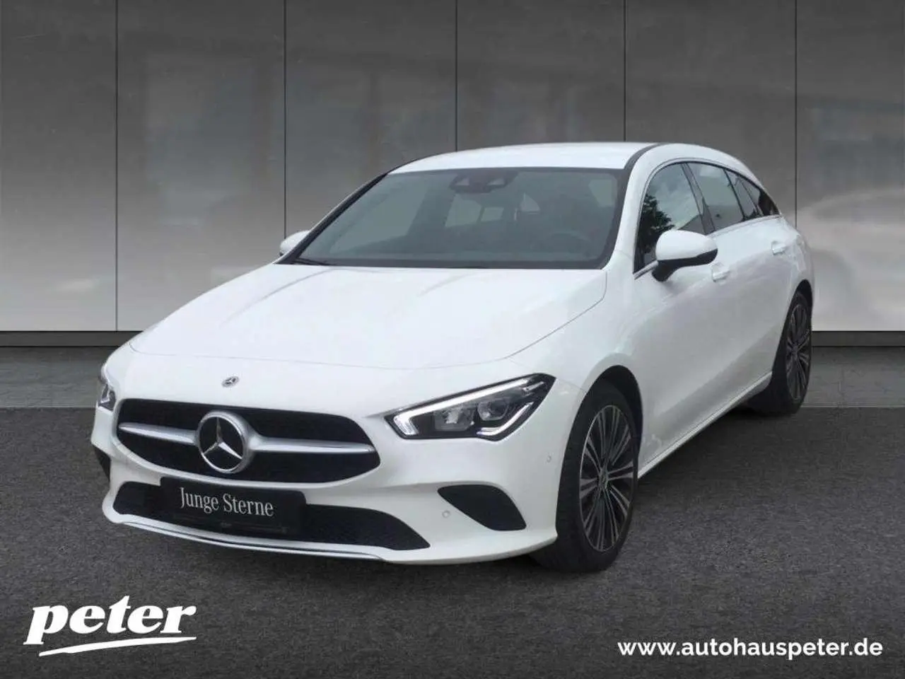 Photo 1 : Mercedes-benz Classe Cla 2023 Petrol