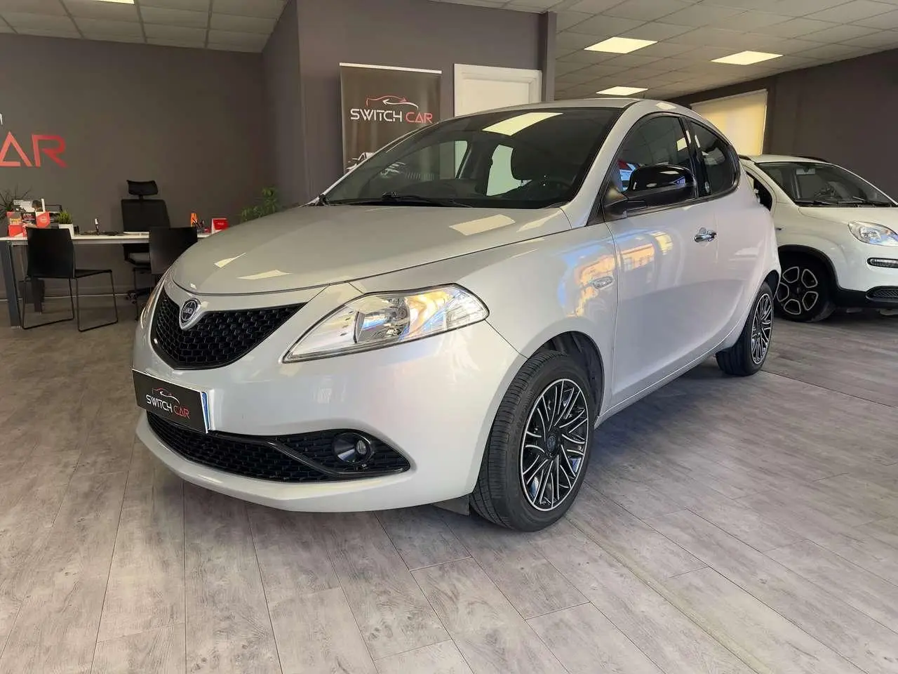 Photo 1 : Lancia Ypsilon 2021 Hybrid