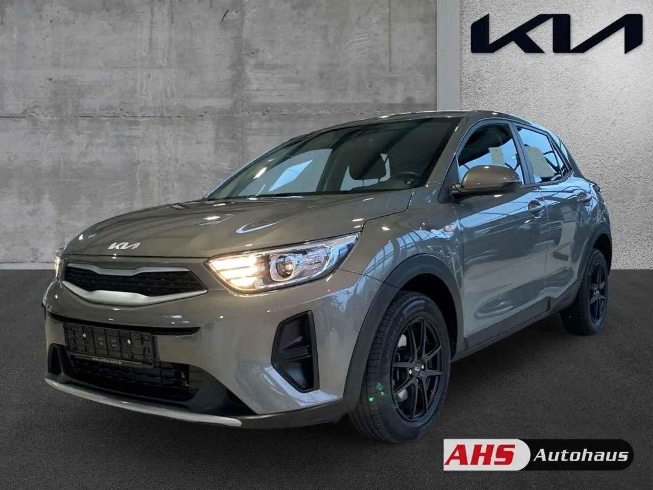 Photo 1 : Kia Stonic 2023 Petrol