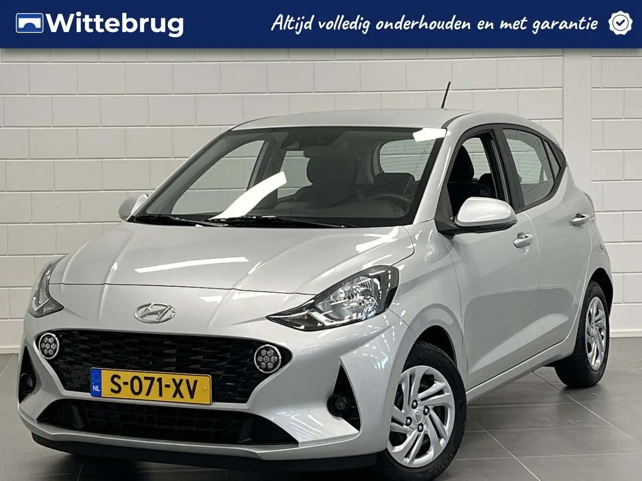 Photo 1 : Hyundai I10 2023 Petrol