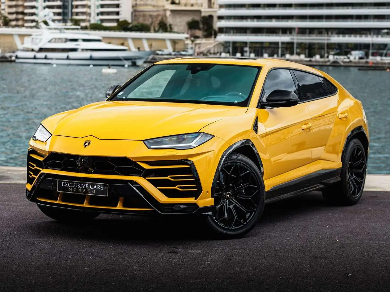 Photo 1 : Lamborghini Urus 2018 Essence