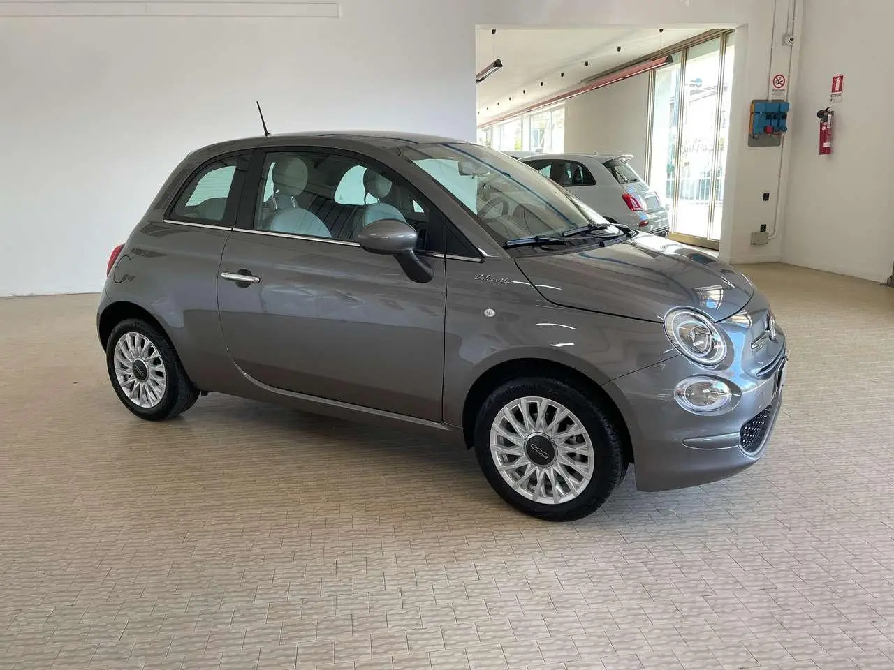 Photo 1 : Fiat 500 2022 Hybride