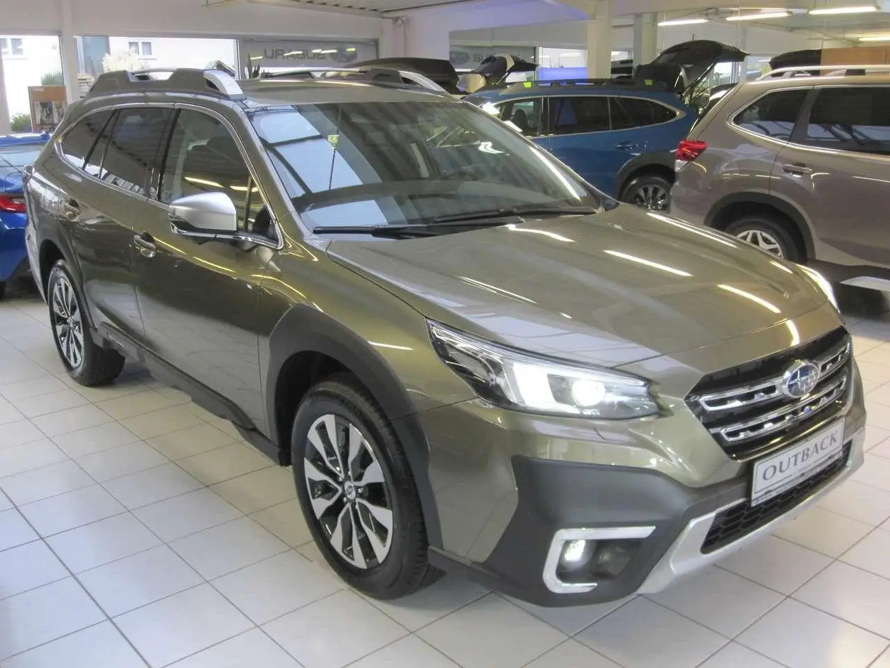 Photo 1 : Subaru Outback 2024 Petrol