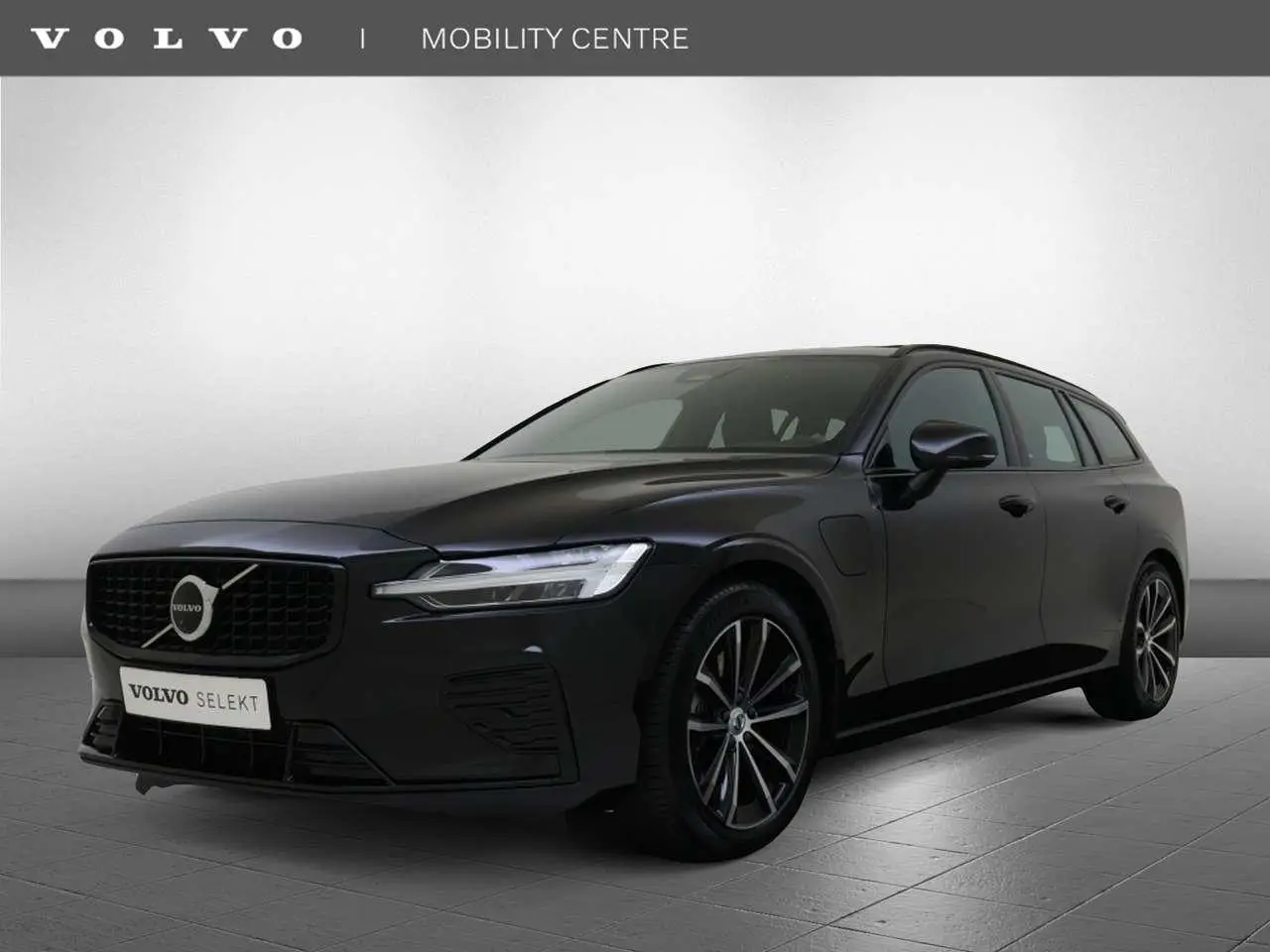 Photo 1 : Volvo V60 2024 Hybrid