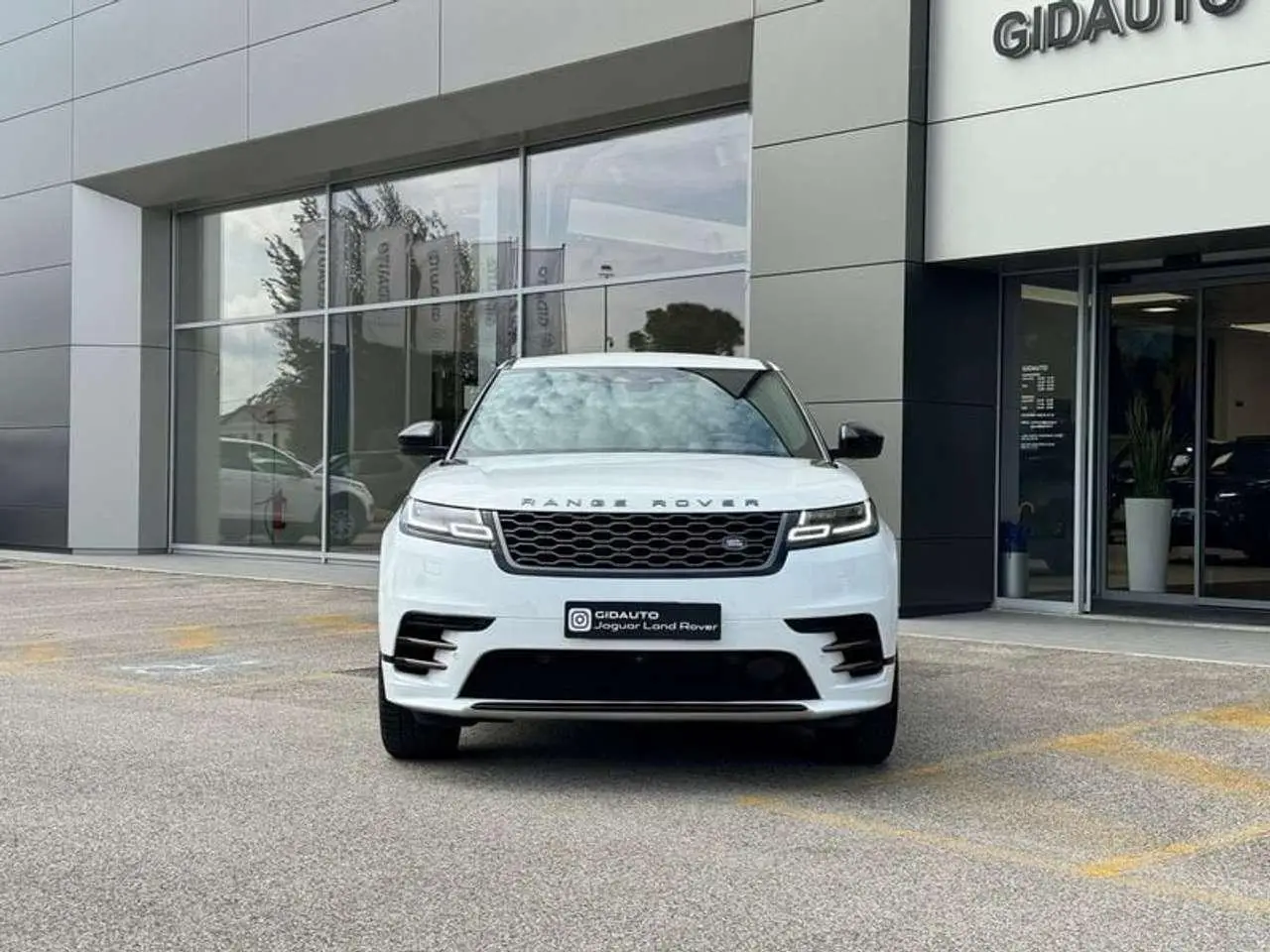 Photo 1 : Land Rover Range Rover Velar 2021 Hybride