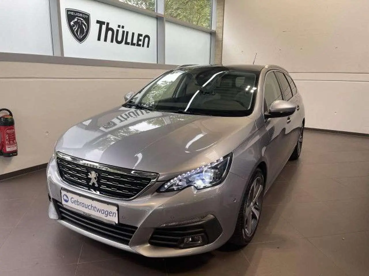 Photo 1 : Peugeot 308 2019 Petrol