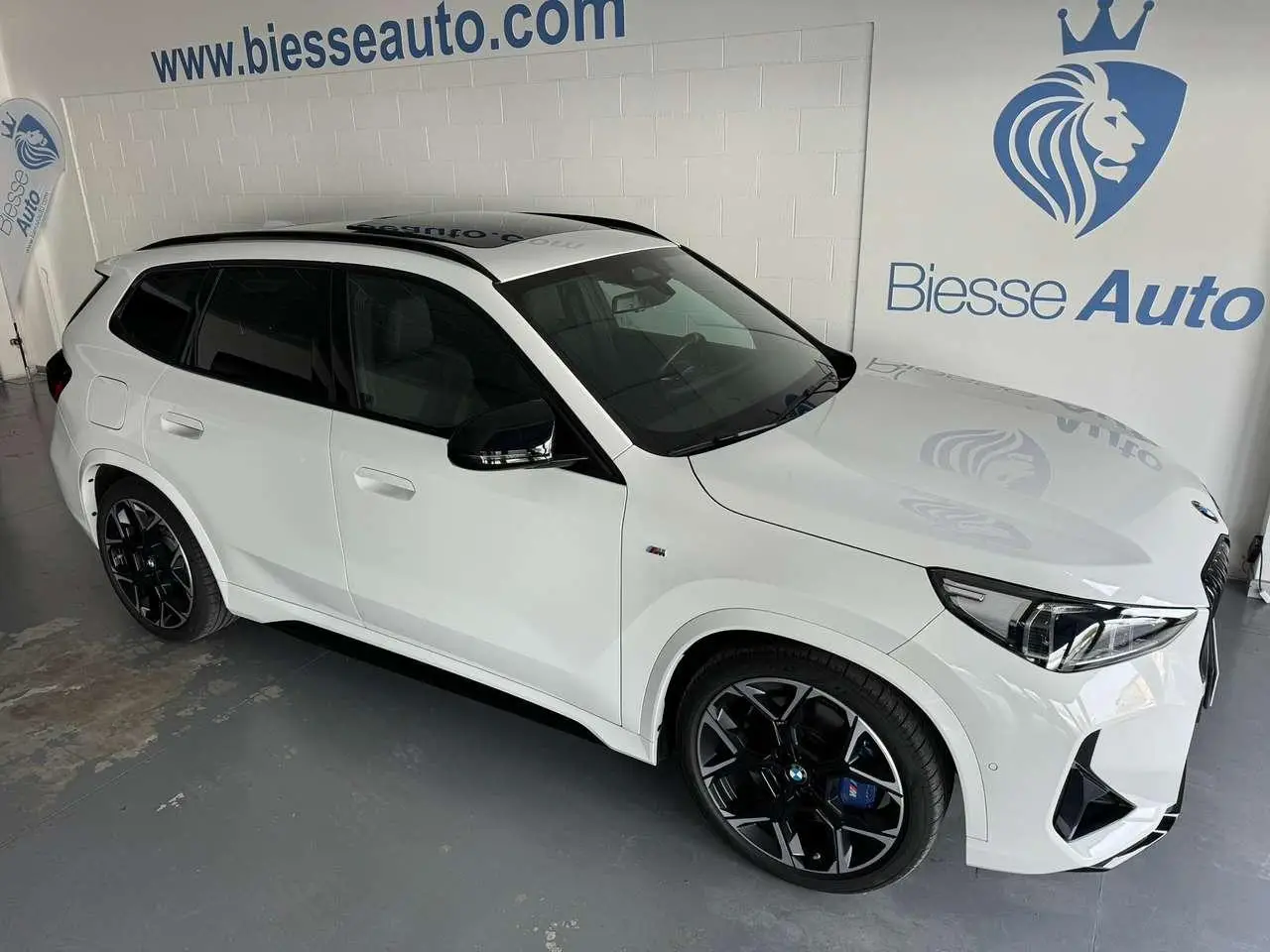 Photo 1 : Bmw X1 2023 Essence