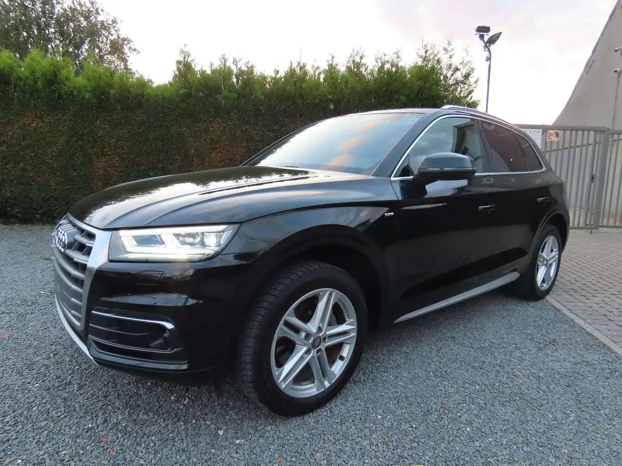 Photo 1 : Audi Q5 2019 Diesel