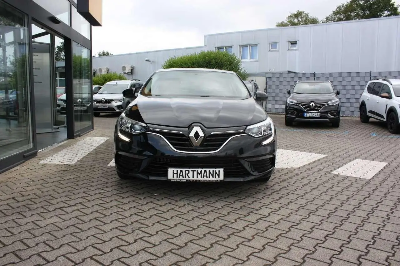 Photo 1 : Renault Megane 2019 Petrol