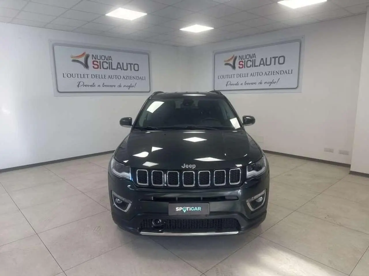 Photo 1 : Jeep Compass 2020 Diesel