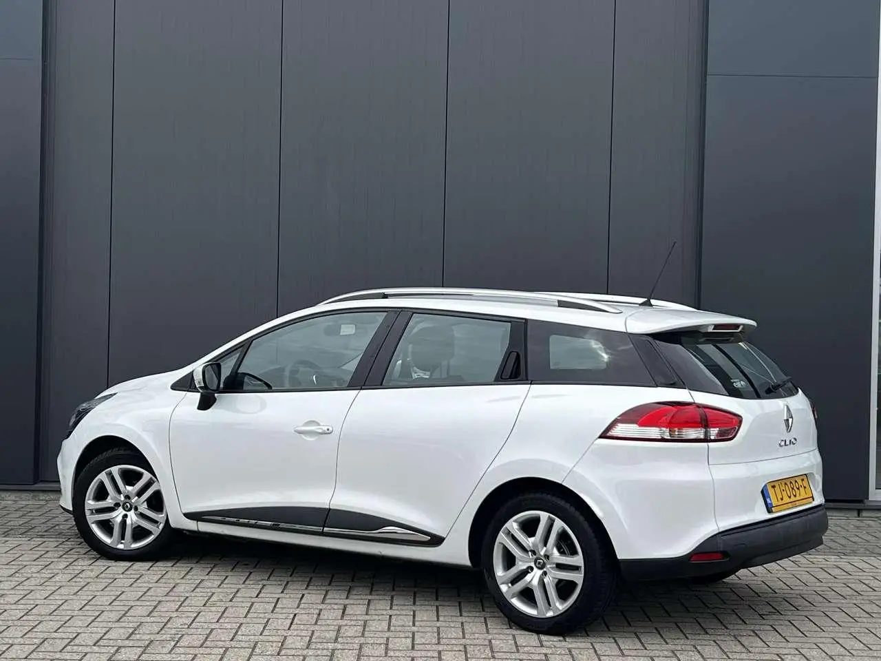 Photo 1 : Renault Clio 2018 Petrol