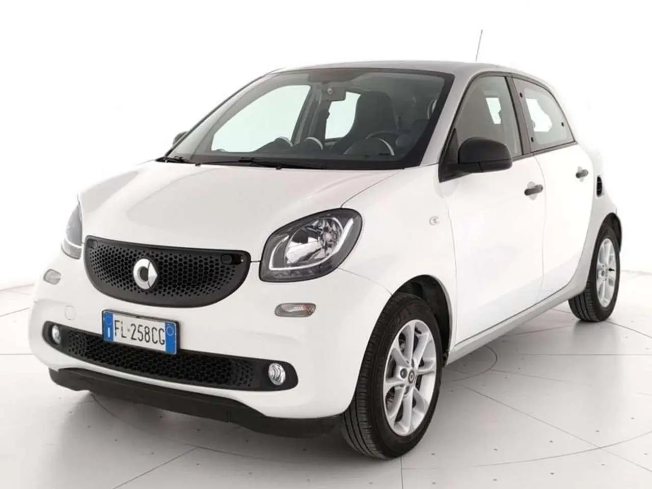 Photo 1 : Smart Forfour 2017 Petrol