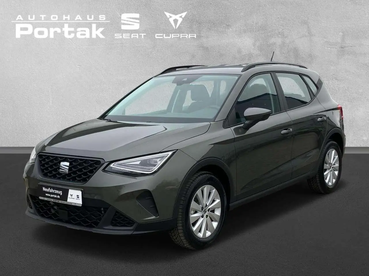 Photo 1 : Seat Arona 2024 Petrol