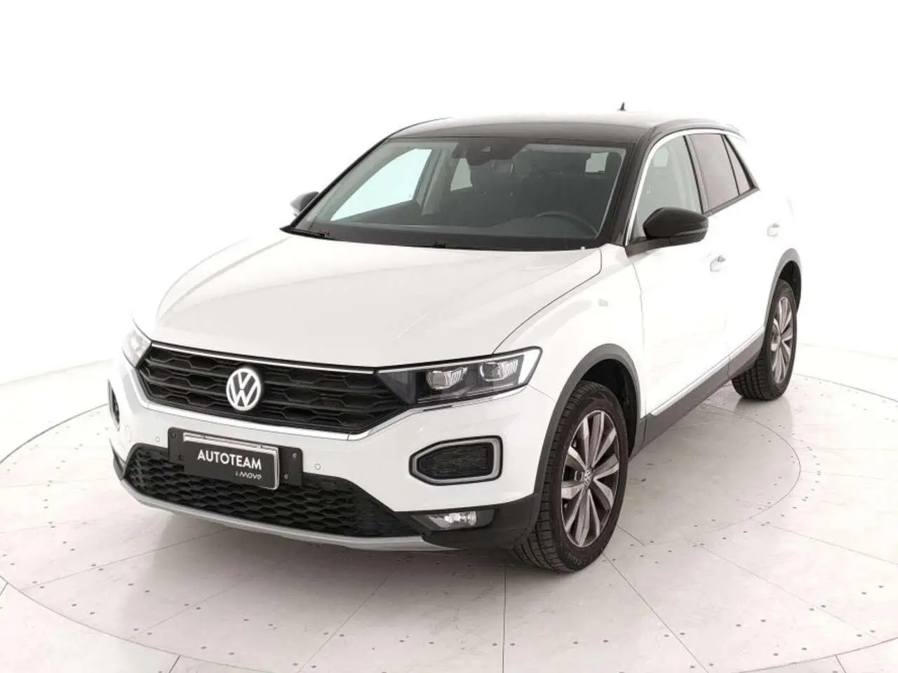 Photo 1 : Volkswagen T-roc 2018 Petrol