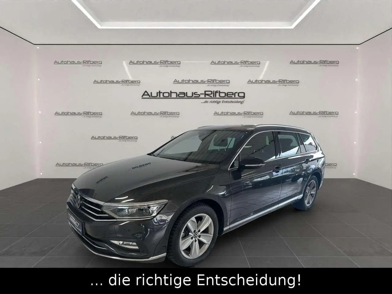 Photo 1 : Volkswagen Passat 2023 Diesel