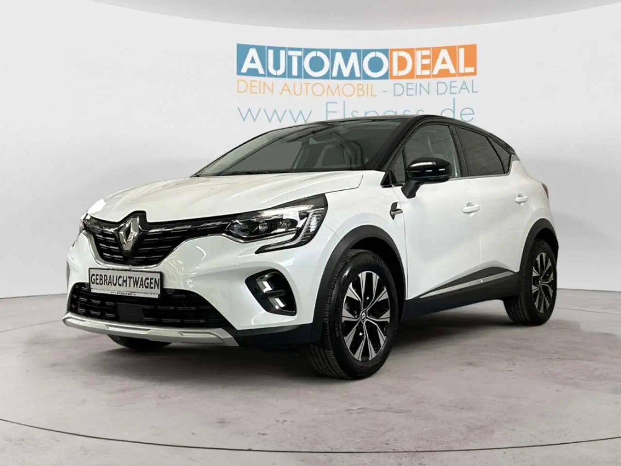 Photo 1 : Renault Captur 2023 Petrol