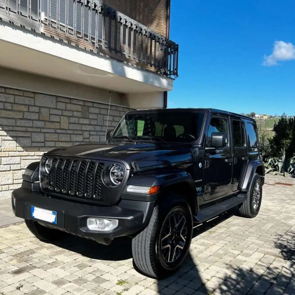 Photo 1 : Jeep Wrangler 2022 Hybrid