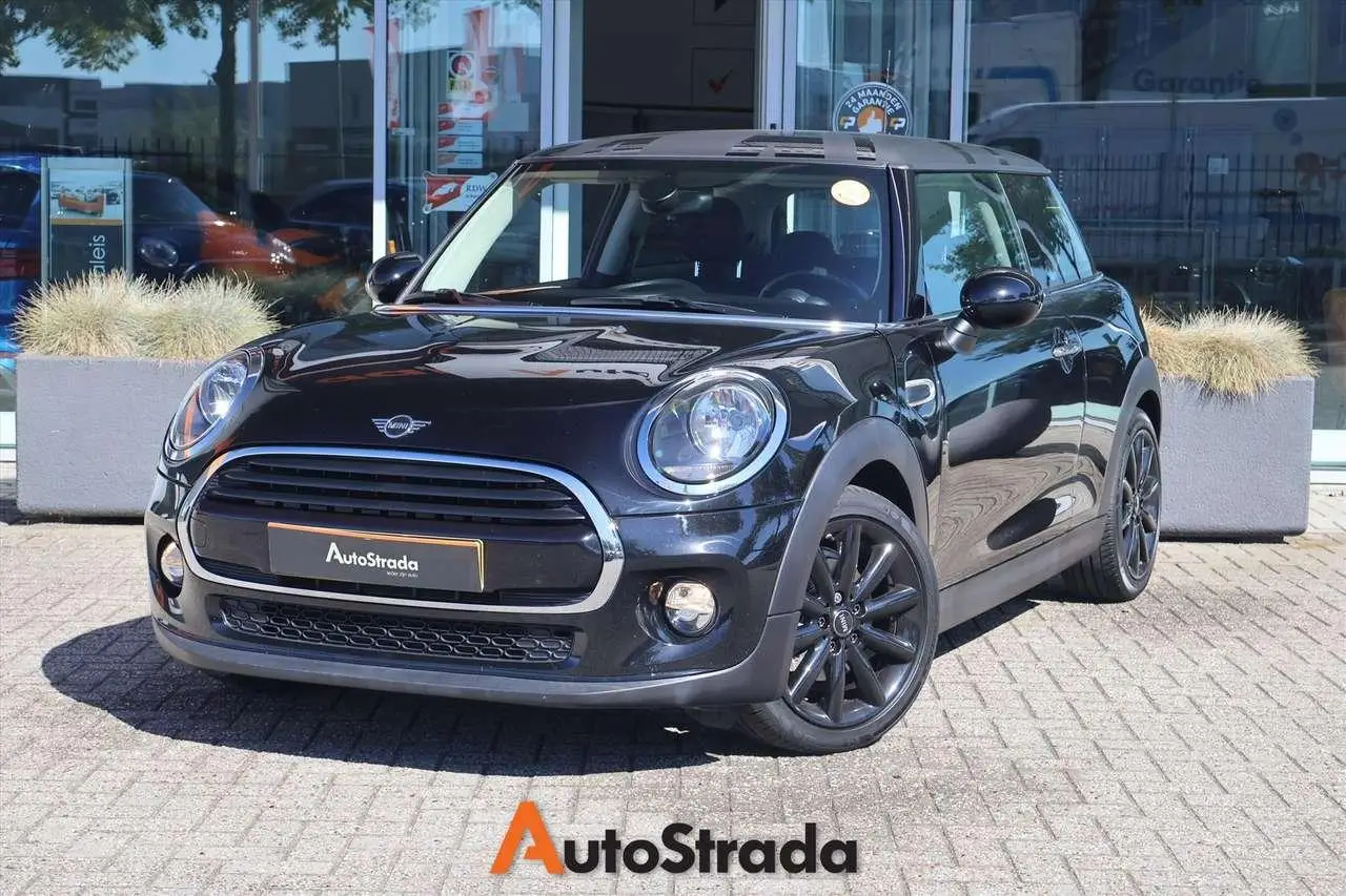 Photo 1 : Mini Cooper 2018 Petrol