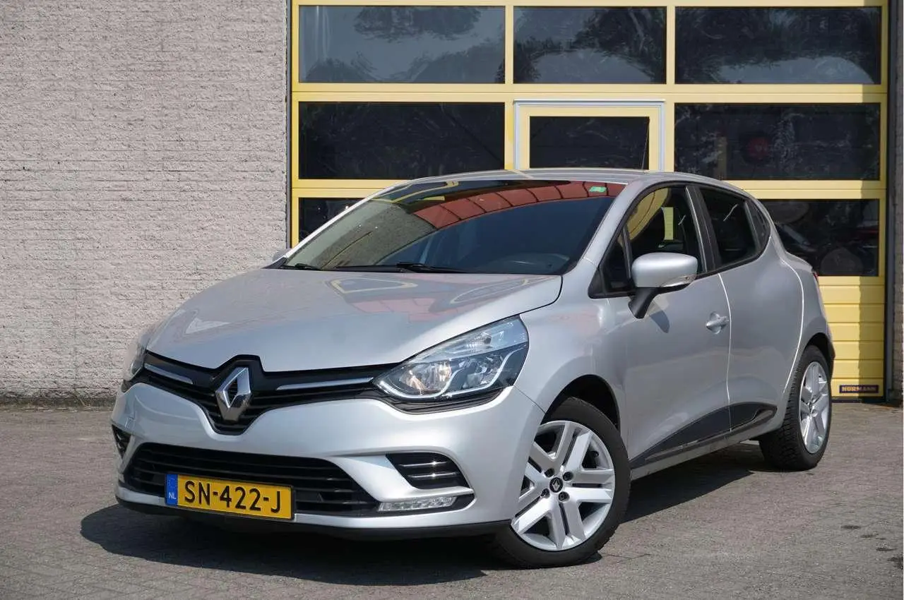 Photo 1 : Renault Clio 2018 Petrol