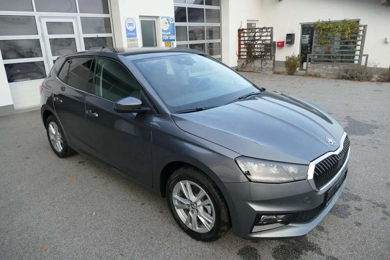 Photo 1 : Skoda Fabia 2024 Essence