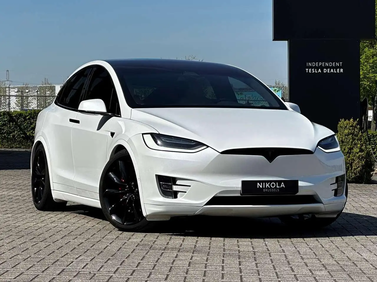 Photo 1 : Tesla Model X 2021 Électrique