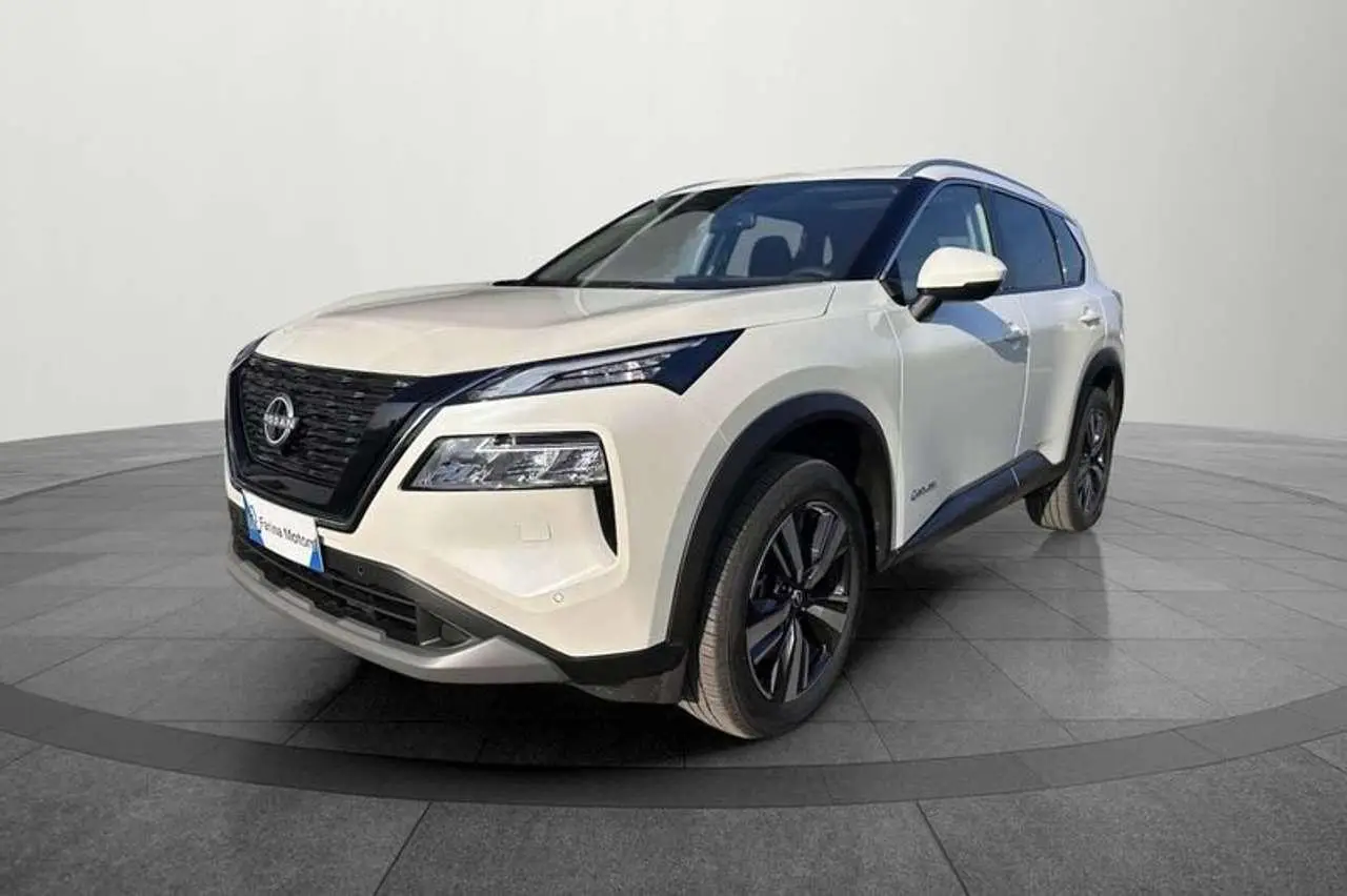 Photo 1 : Nissan X-trail 2024 Hybride