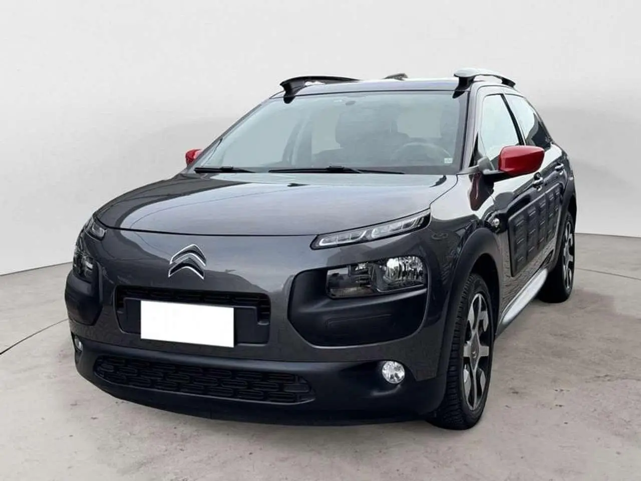 Photo 1 : Citroen C4 2018 Petrol