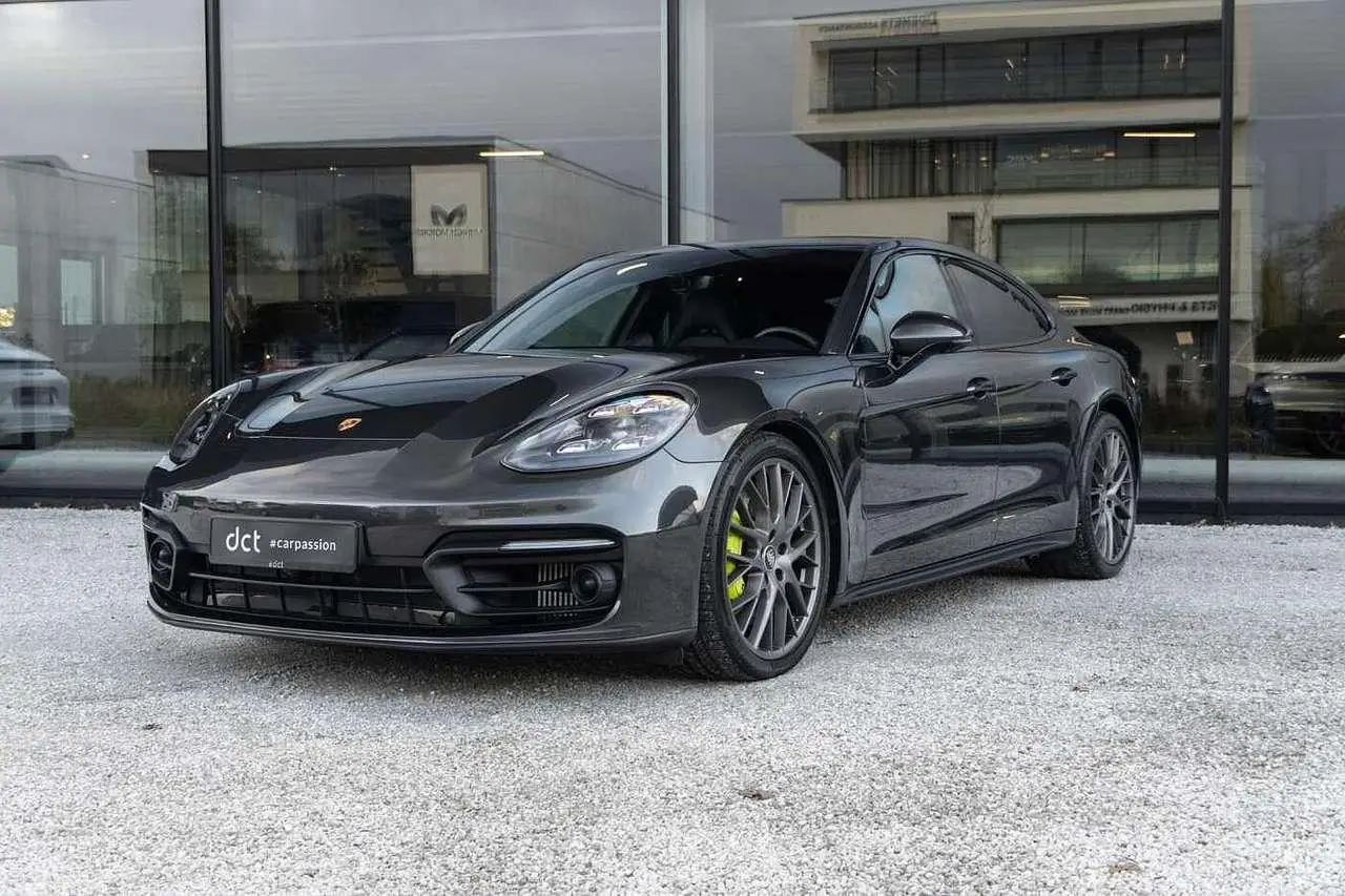 Photo 1 : Porsche Panamera 2022 Hybrid