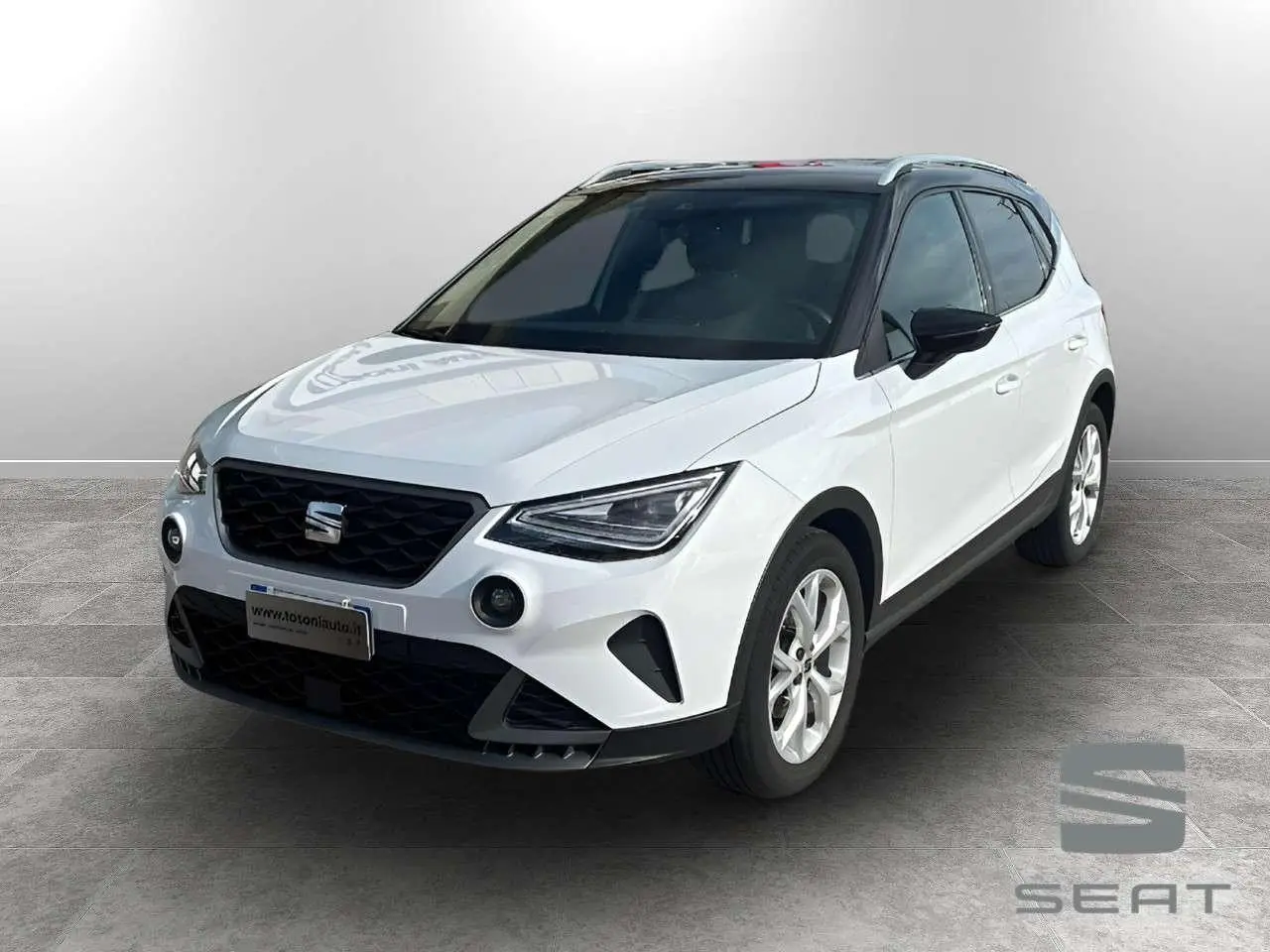 Photo 1 : Seat Arona 2023 Essence