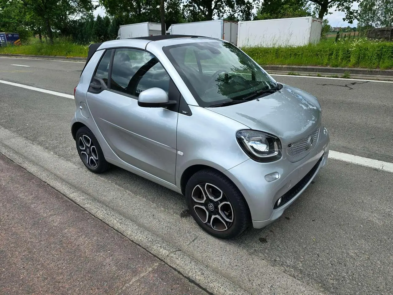 Photo 1 : Smart Fortwo 2016 Petrol