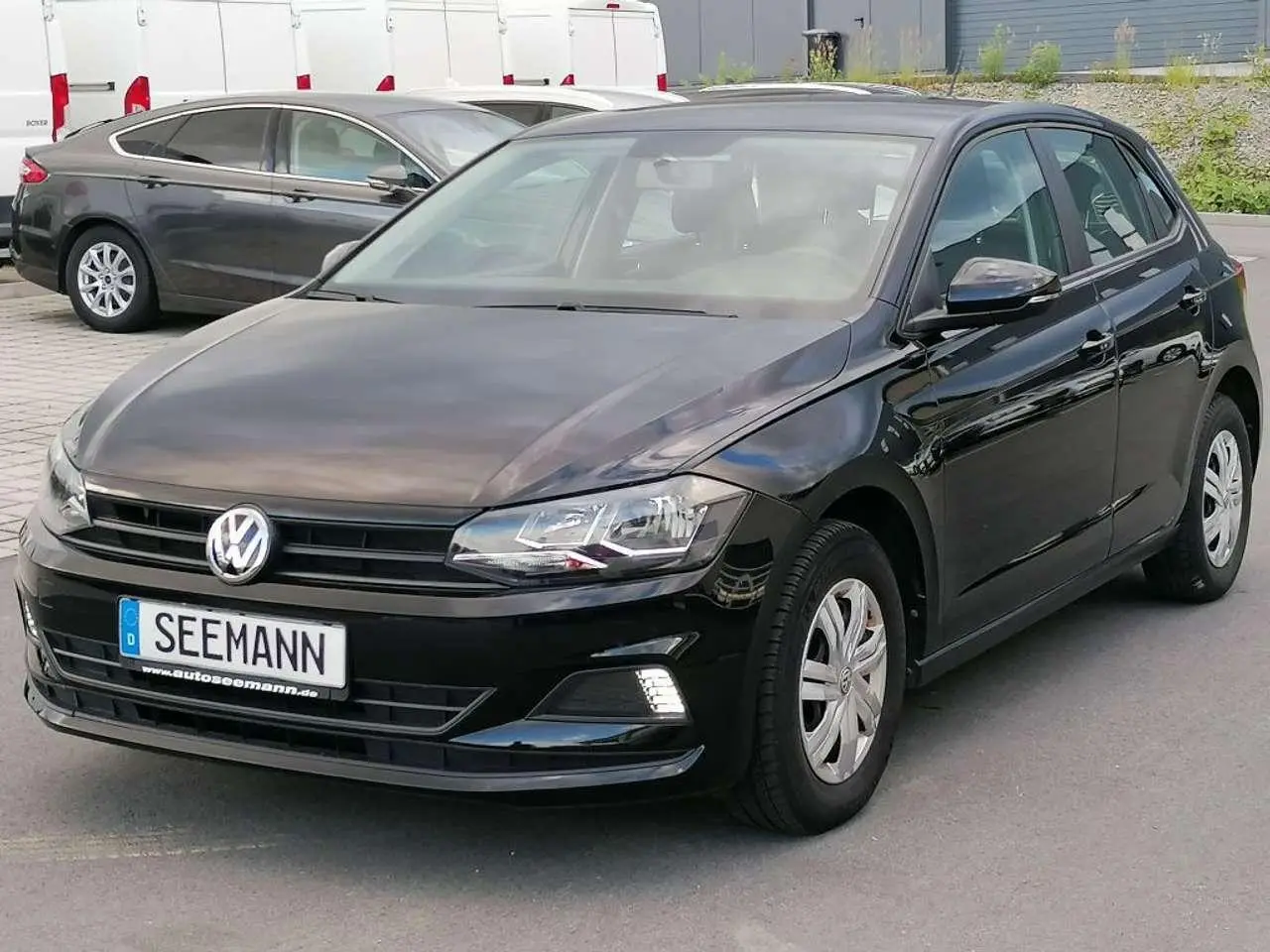 Photo 1 : Volkswagen Polo 2019 Essence