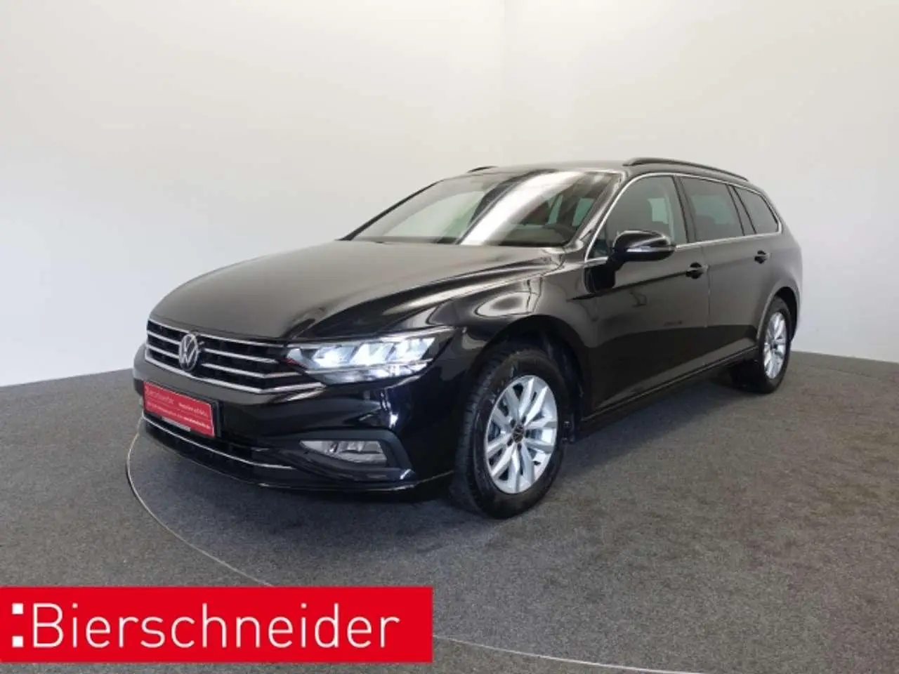 Photo 1 : Volkswagen Passat 2023 Diesel