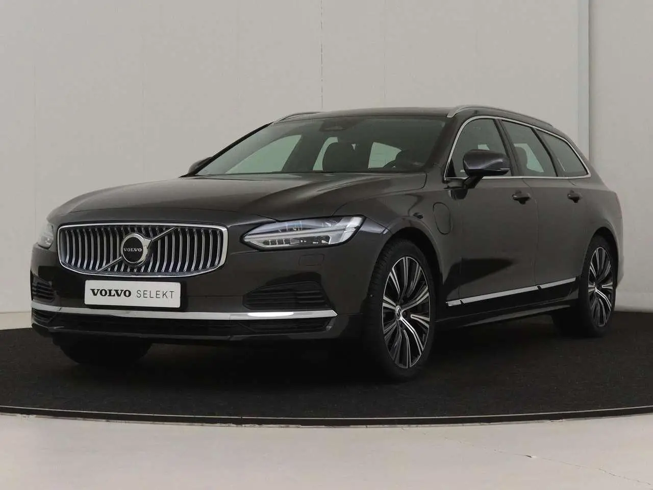 Photo 1 : Volvo V90 2023 Hybrid